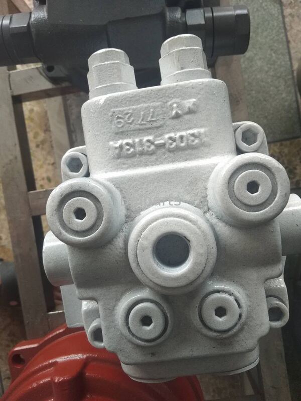 ZX75UR-3 ZX75USK-3 ZX75US-3 ZX85USB-3 ZX85US-3 ZX75UST Swing Motor Reducer SG015 برای حفاری های کوچک هیتاچی 9270522 4684827 4470057 4429255 4469027