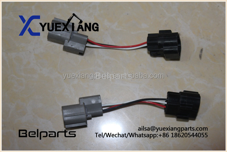 قطعات یدکی بیل مکانیکی Belparts LS5200015P1 LC52S0002P1 دوشاخه سنسور فشار قوی YT13E01610P1C-6