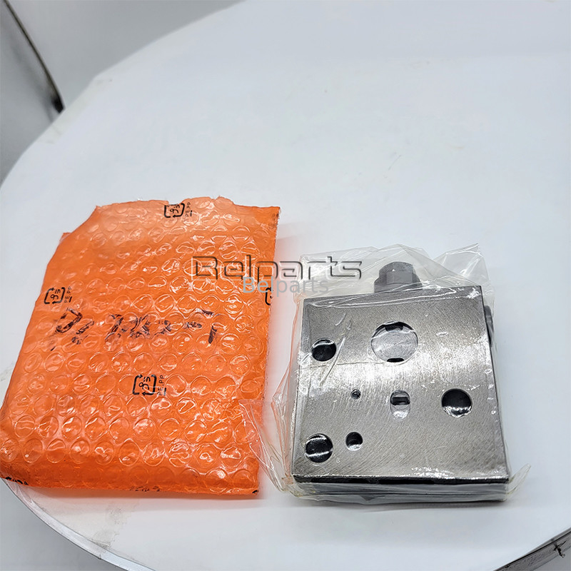 قطعات یدکی ماشین آلات ساختمانی PC200-7 20Y-60-31212 20Y-60-31211 شیر برقی بیل مکانیکی